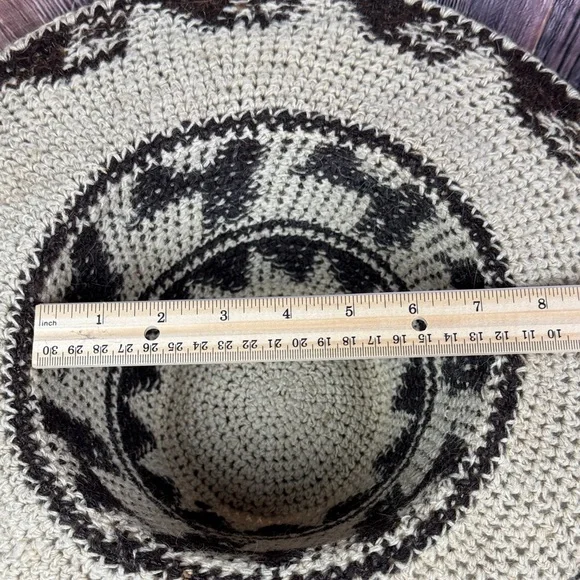 Peruvian Hat - Picture 6 of 8
